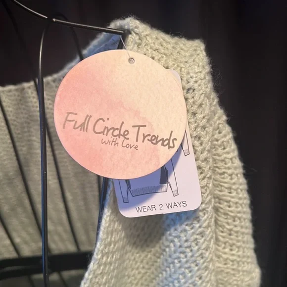 Full Circle Trends sweater - Picture 8 of 9